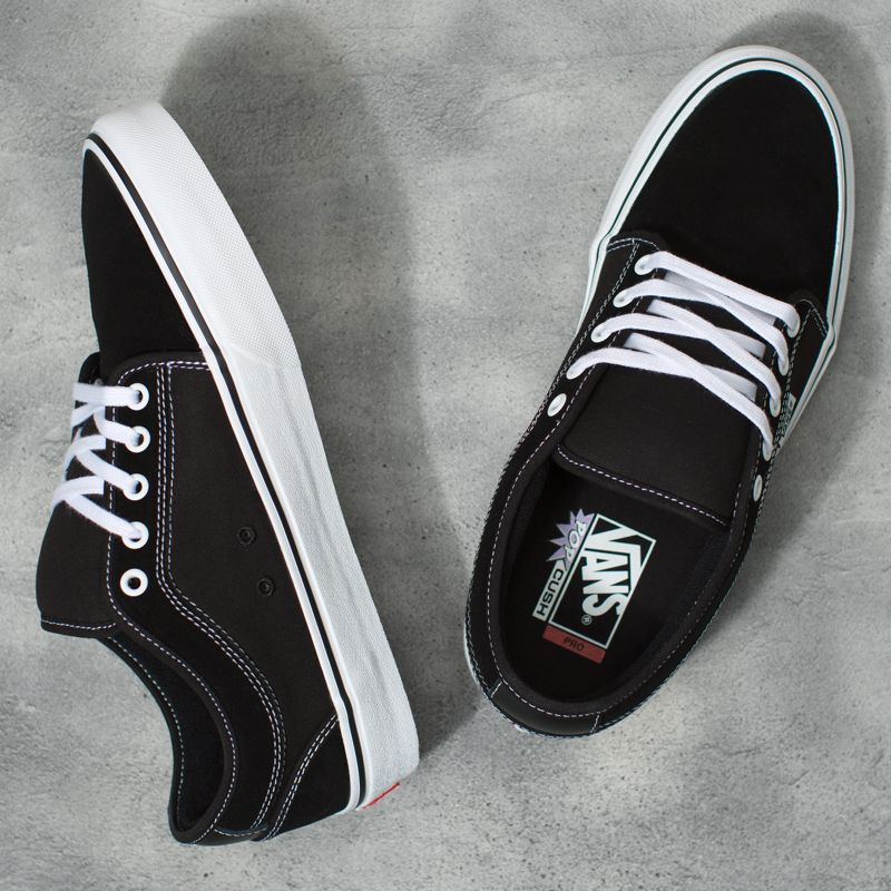 Bajos Vans Chukka Hombre Negros Blancos | Mexico-MDT130572